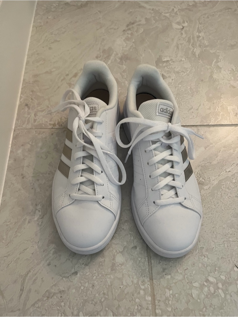 adidas Women’s White Sneakers with Gray Stripes